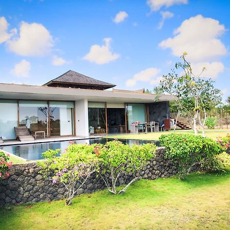 Jimbaran Balangan Beach Front Villa Nakar Pecatu Exteriör bild