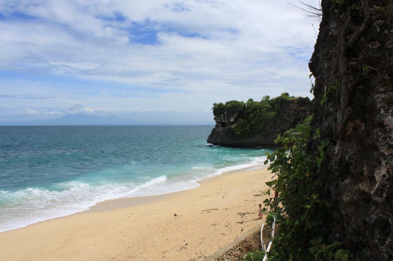 Jimbaran Balangan Beach Front Villa Nakar Pecatu Exteriör bild