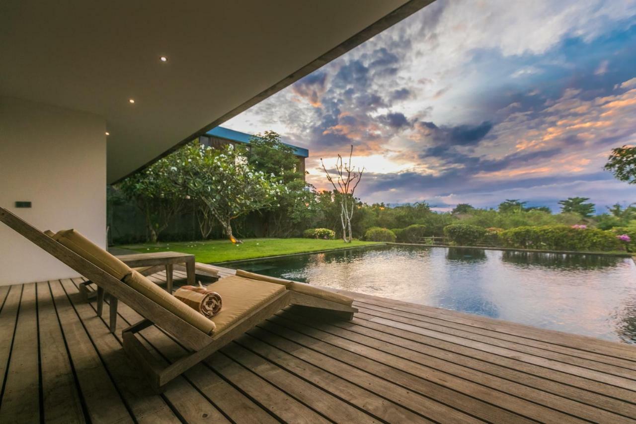 Jimbaran Balangan Beach Front Villa Nakar Pecatu Exteriör bild